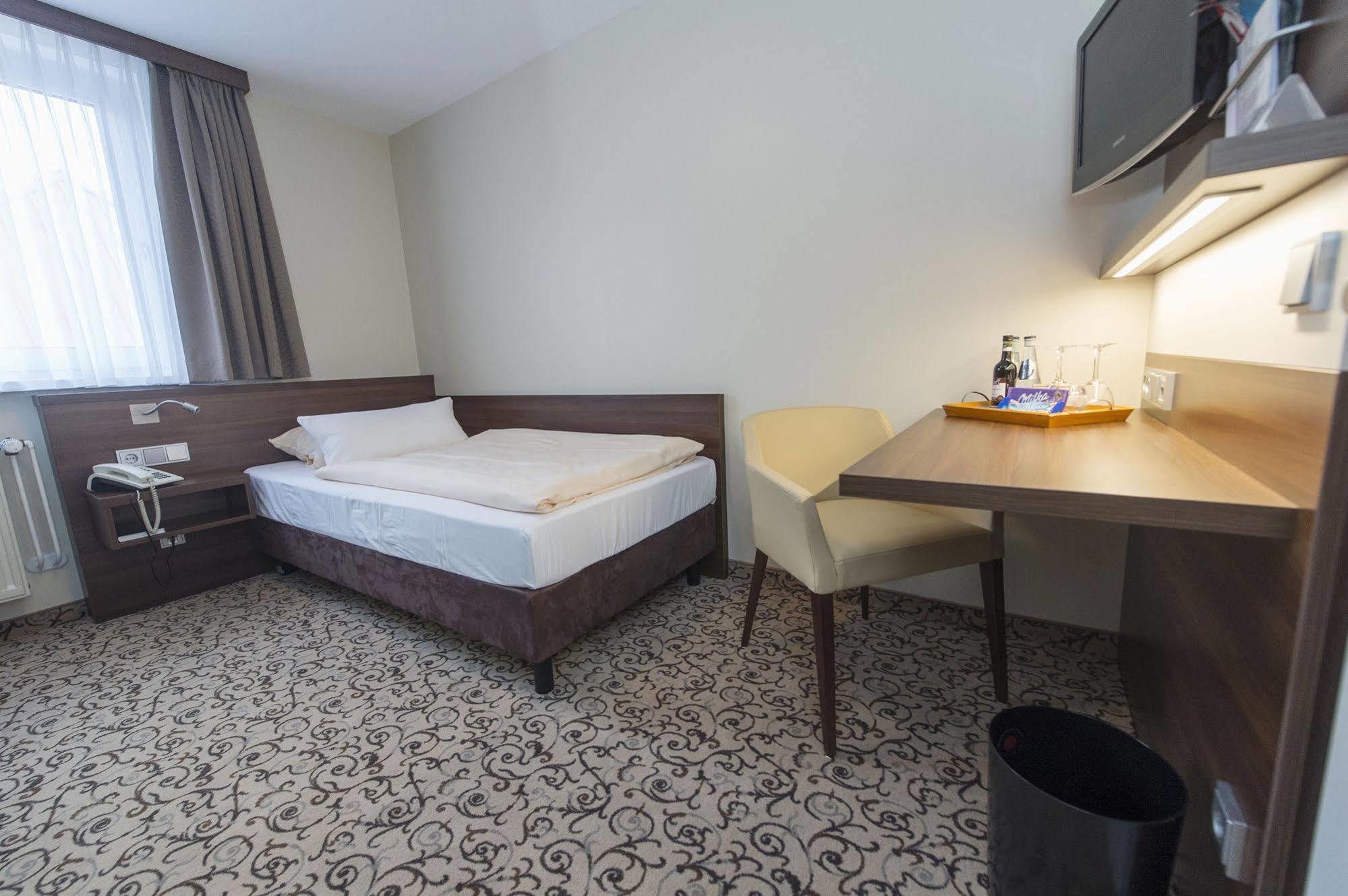 Landgut 4*