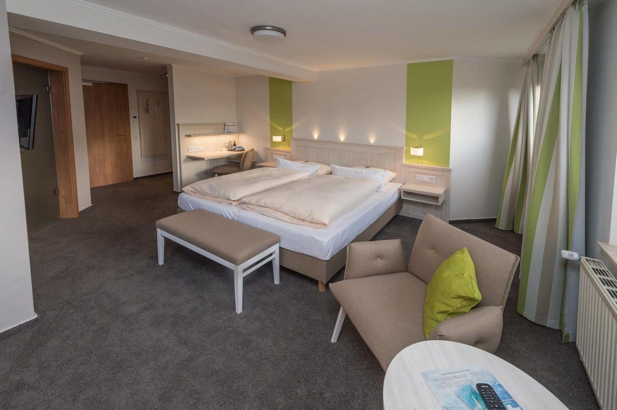 Landgut 4*