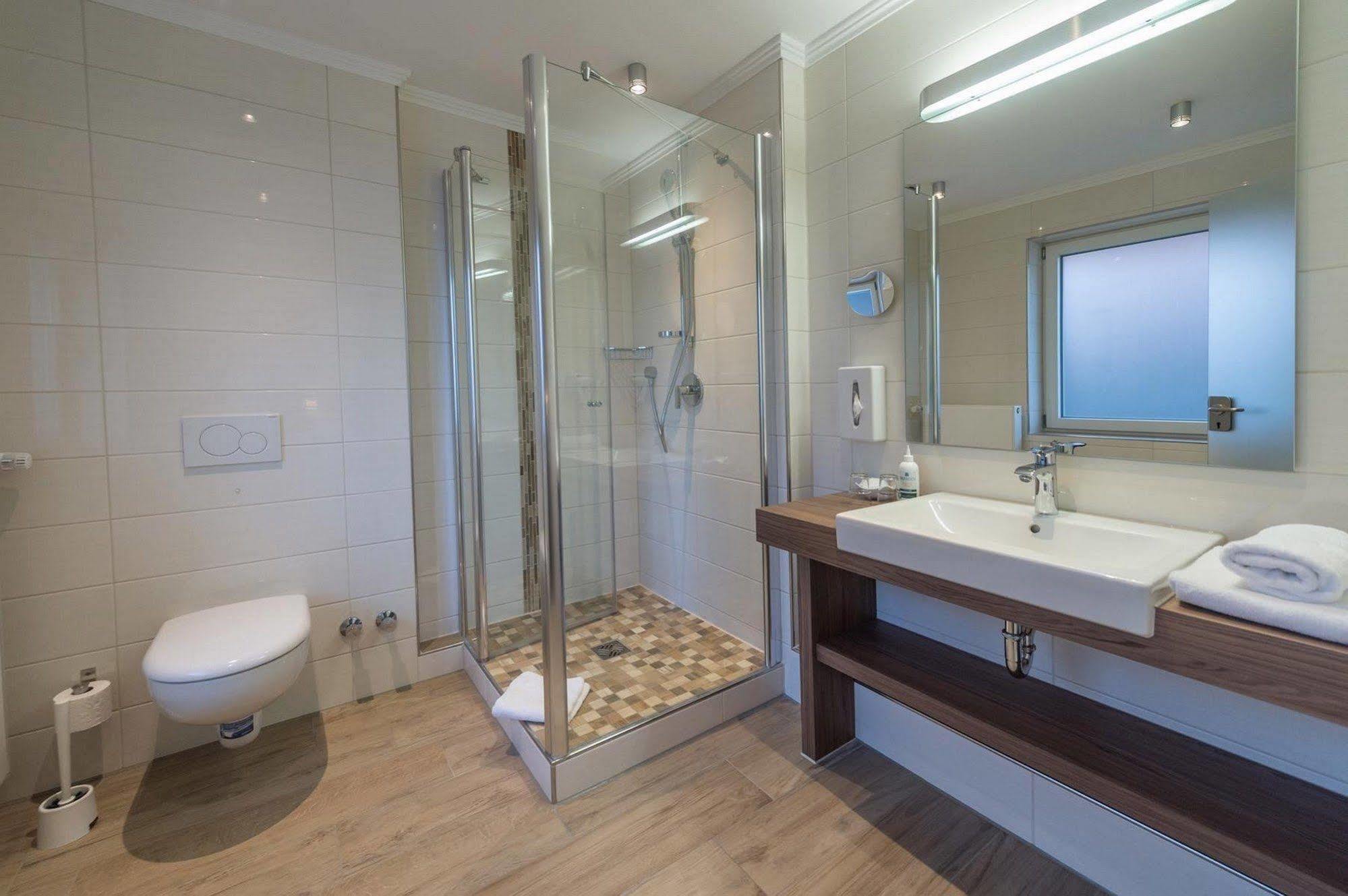 Landgut 4*
